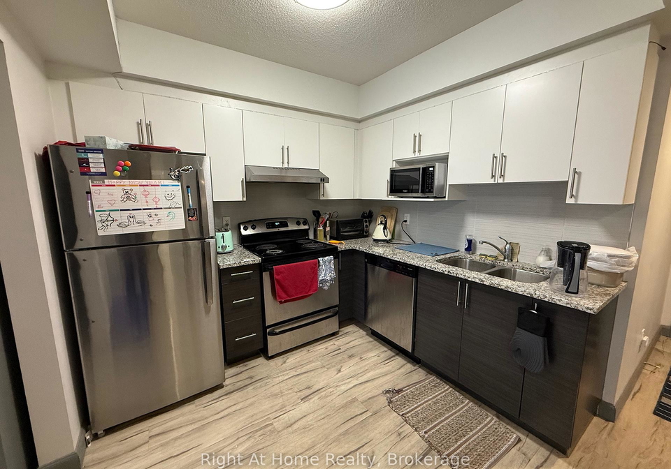 258b-sunview-street-waterloo-ontario-x13417380