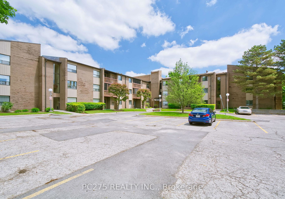 300-everglade-crescent-london-north-ontario-x13417422