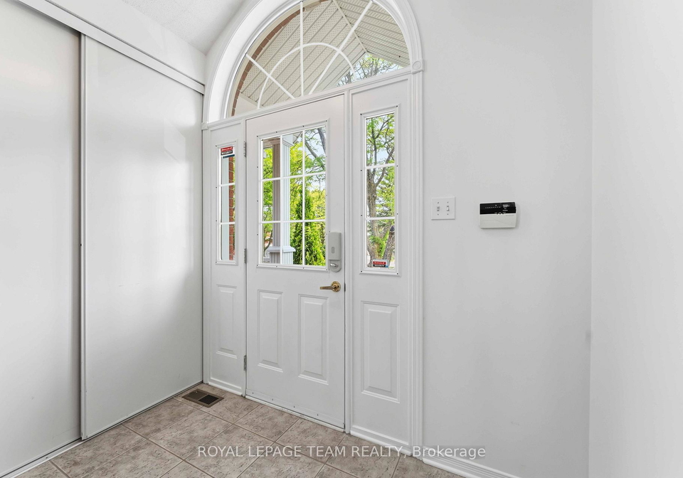 11-saffron-court-ottawa-ontario-x13417452