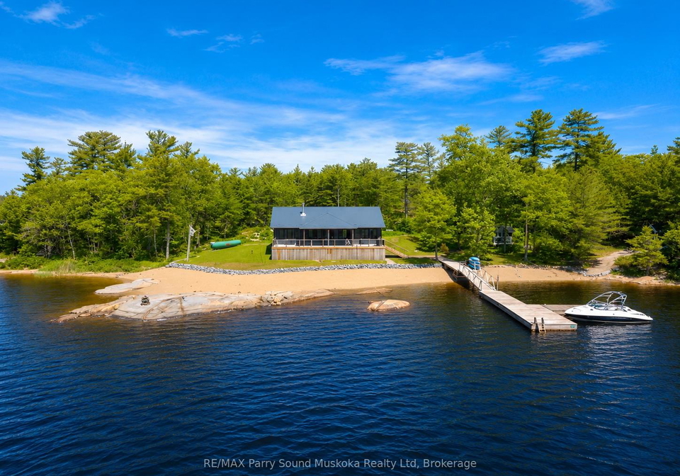 32-a11-island-the-archipelago-ontario-x13417492