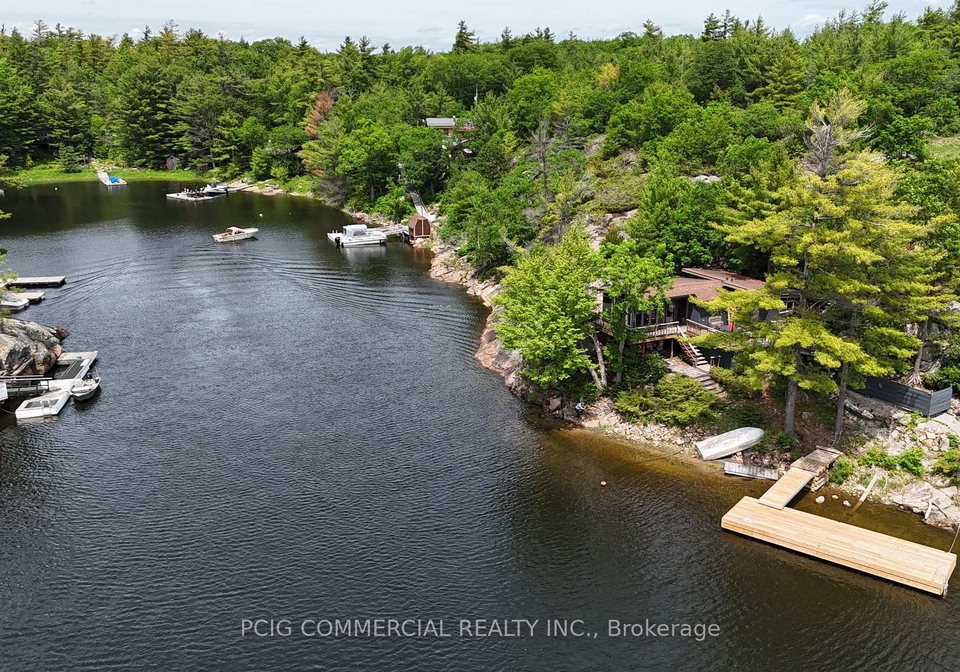 1518-island-1040-georgian-bay-ontario-x13417544