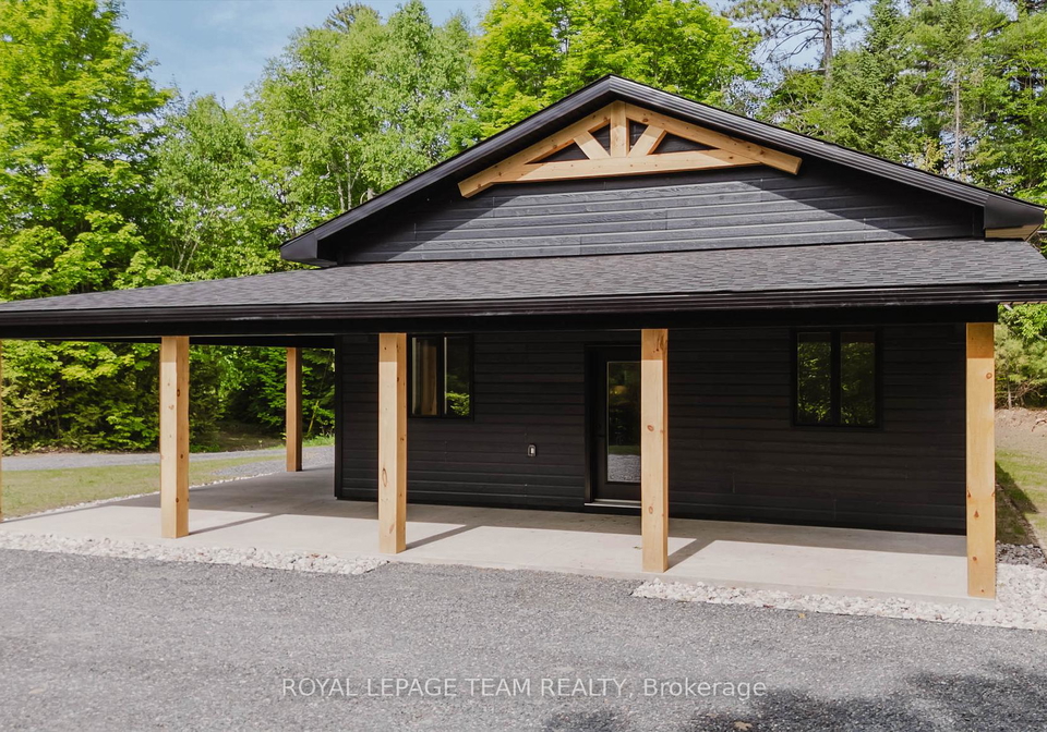 104-fire-hall-crescent-lanark-highlands-ontario-x13417594