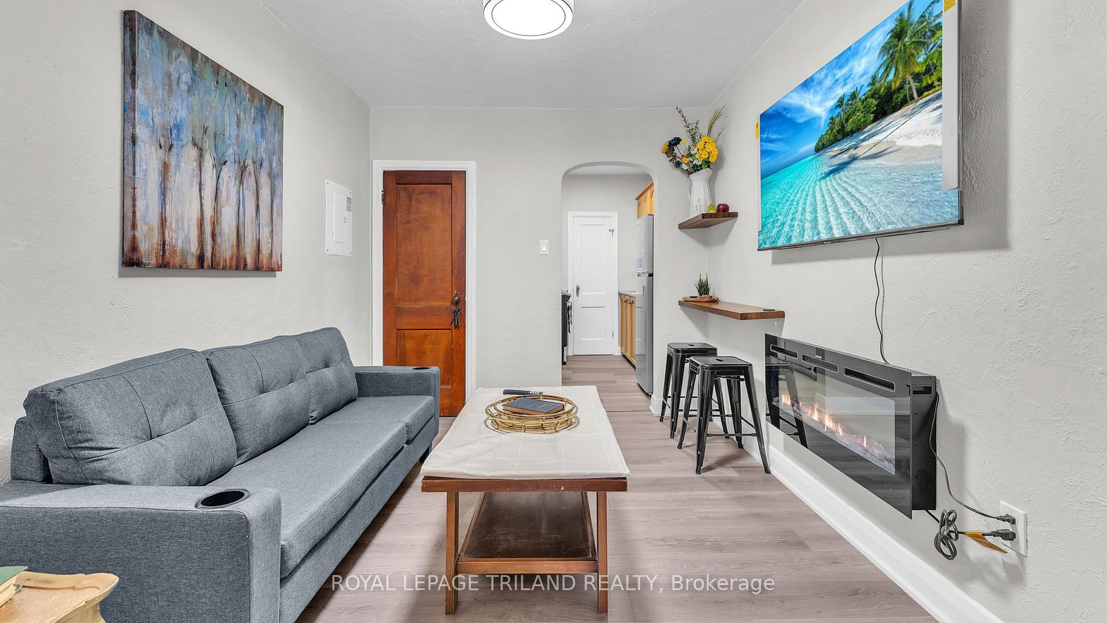11dundas-street-london-east-ontario-x13417604
