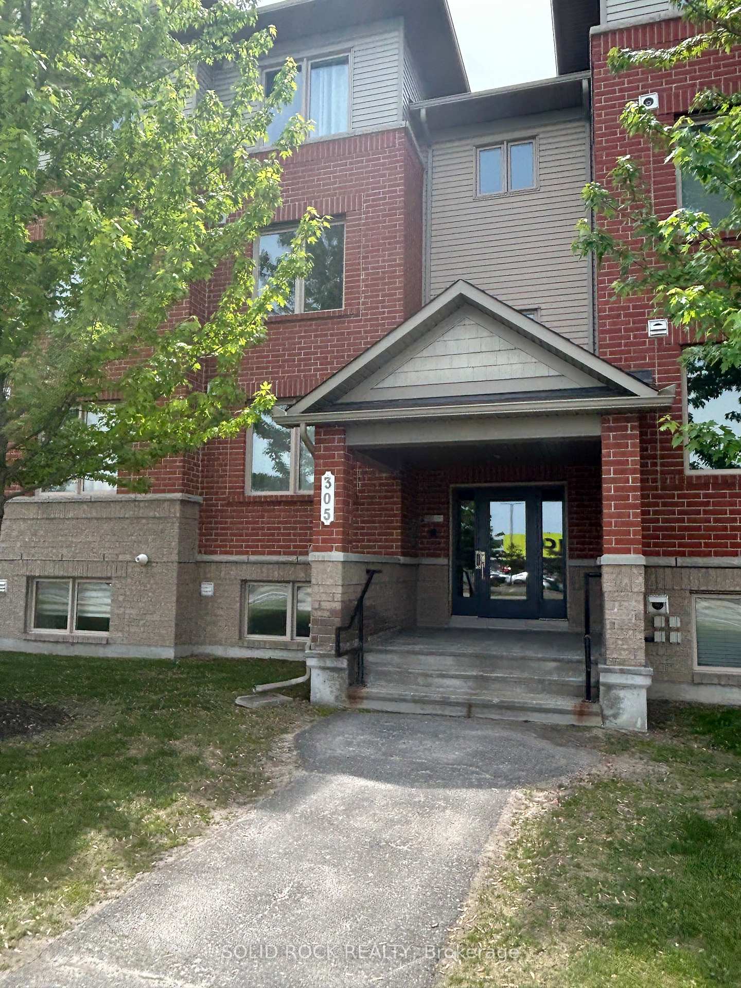 305-cresthaven-drive-ottawa-ontario-x13417646