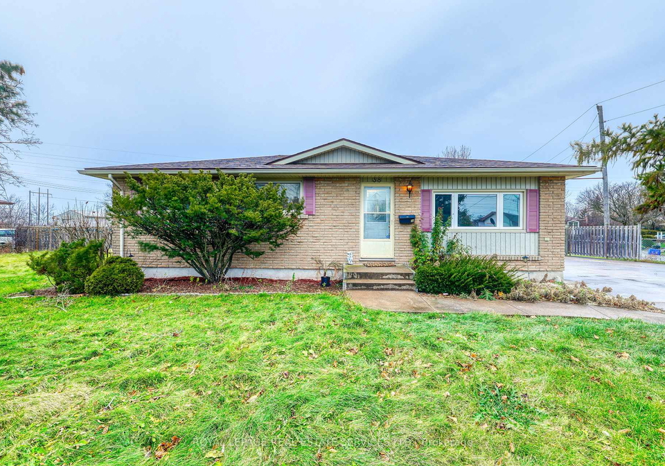 38-deerfield-parkway-thorold-ontario-x13417784