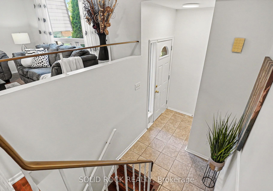 11-w-woodvale-green-w-ottawa-ontario-x13417908