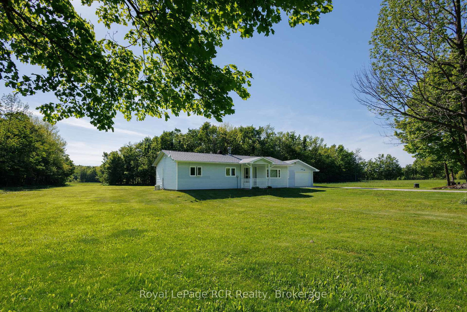310420-kemble-rock-road-georgian-bluffs-ontario-x13418052