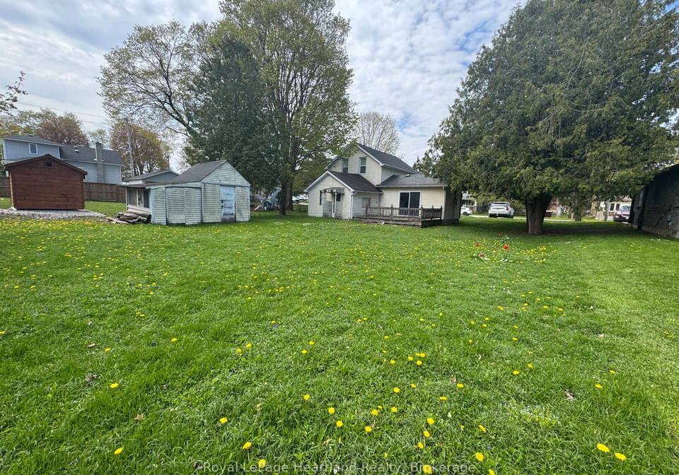 43-clinton-street-south-bruce-ontario-x13418288