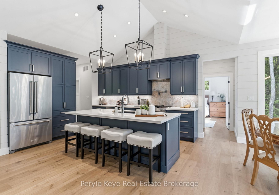 1140-walkers-glenn-crescent-lake-of-bays-ontario-x13418326