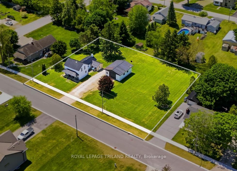 191-elizabeth-street-lambton-shores-ontario-x13418452