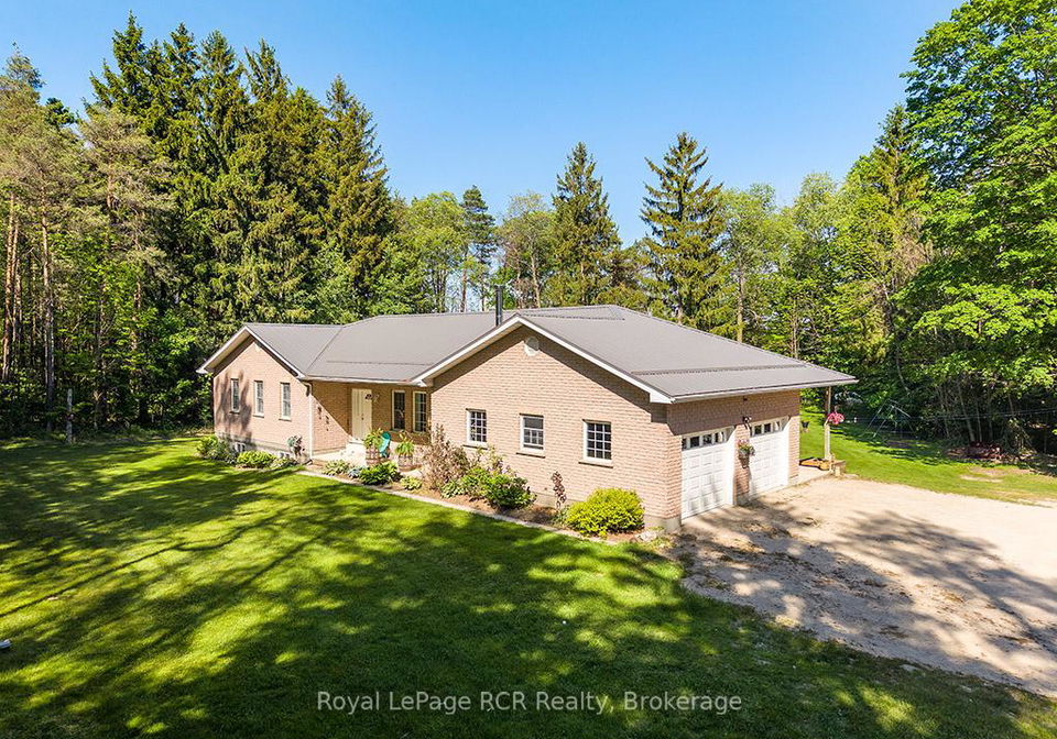 262822-varney-road-west-grey-ontario-x13418574