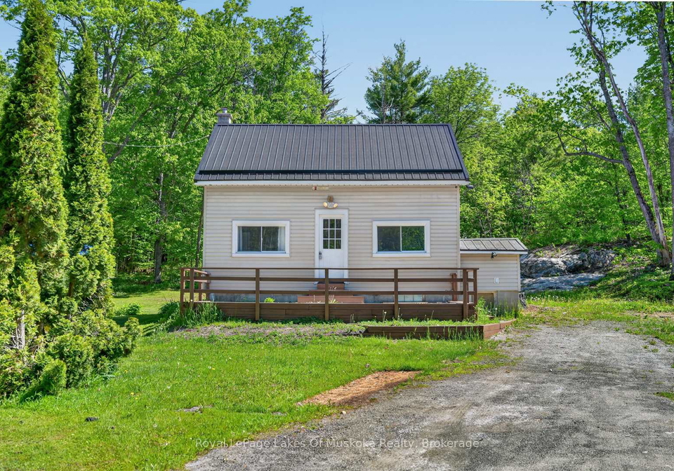 1018-sniders-bay-road-gravenhurst-ontario-x13418592
