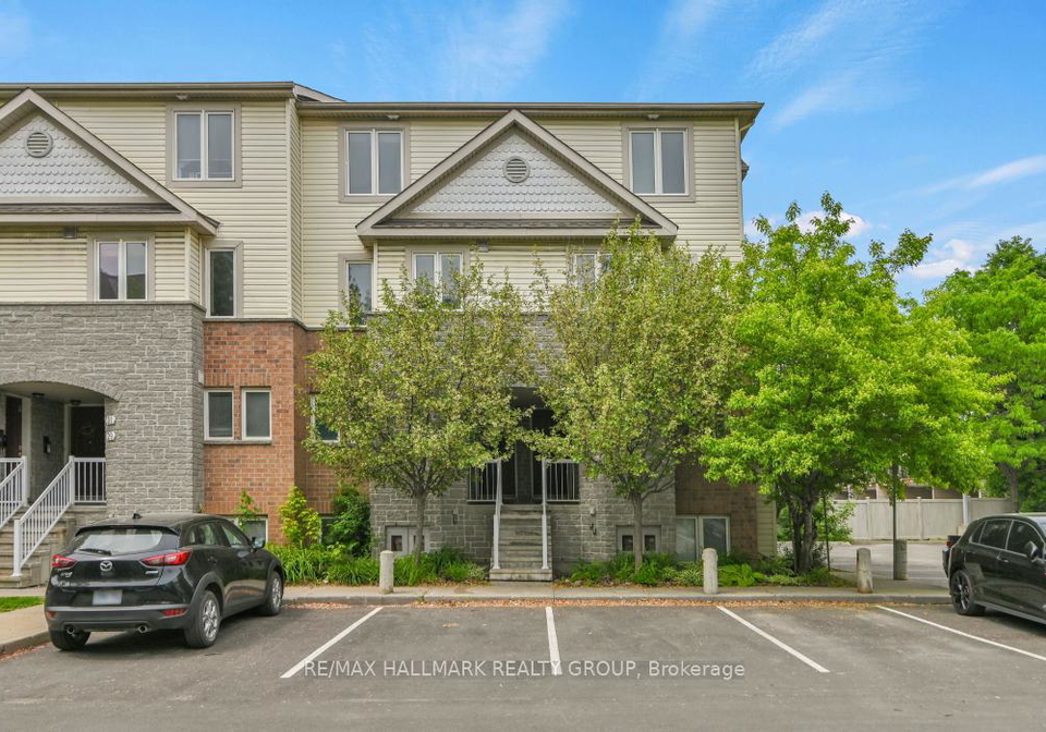 101-strathaven-private-ottawa-ontario-x13418660