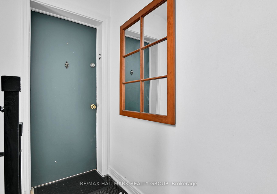 55-ivy-crescent-ottawa-ontario-x13418696