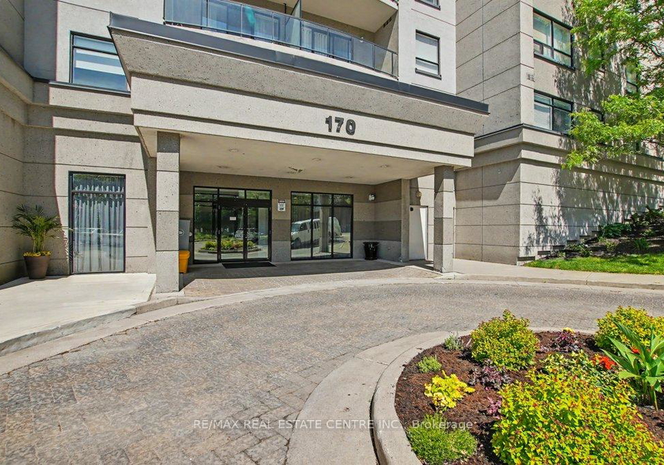 170-water-street-n-cambridge-ontario-x13418796