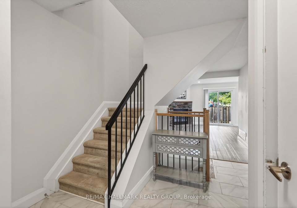 1551-hoskins-crescent-ottawa-ontario-x13418894