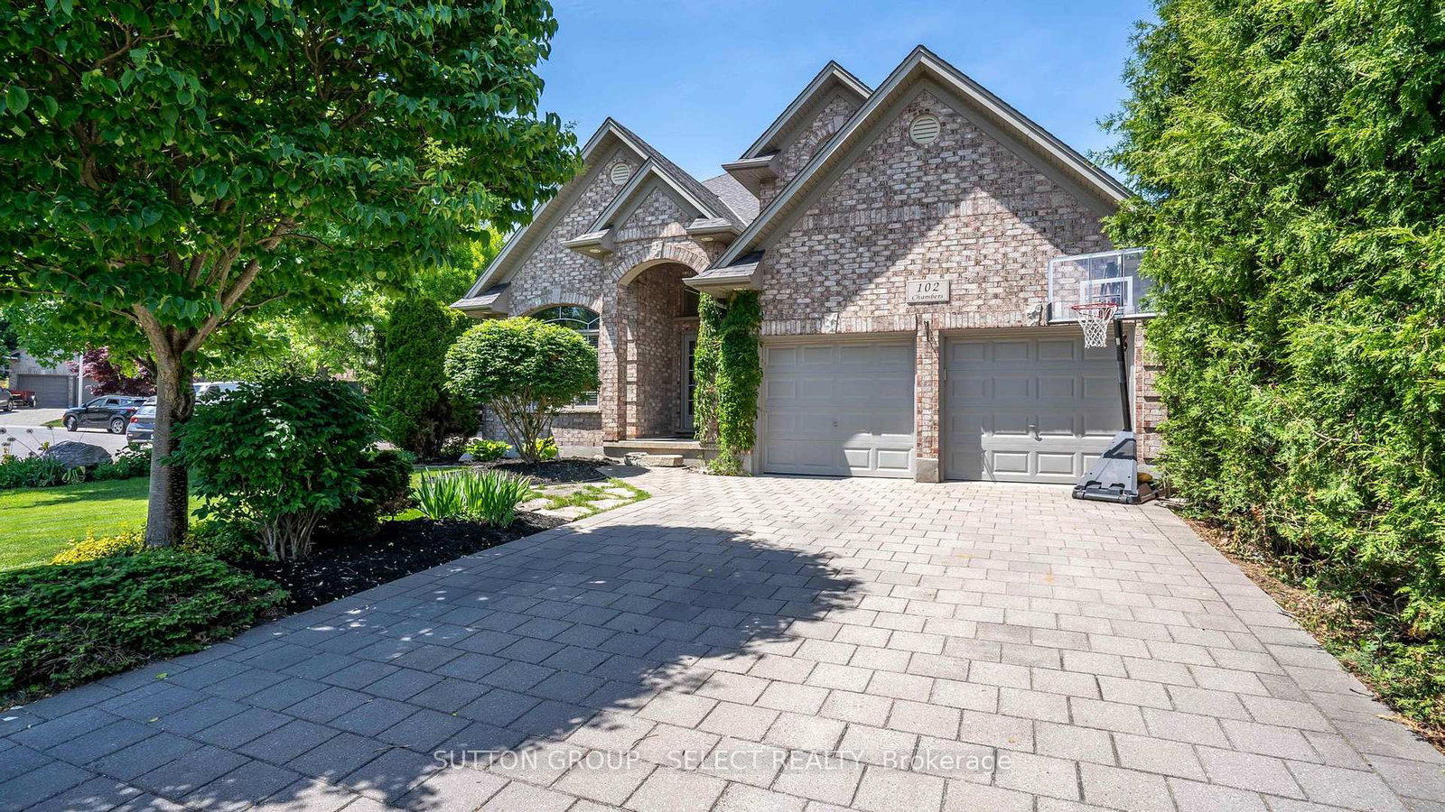 102-chambers-avenue-london-north-ontario-x13418908
