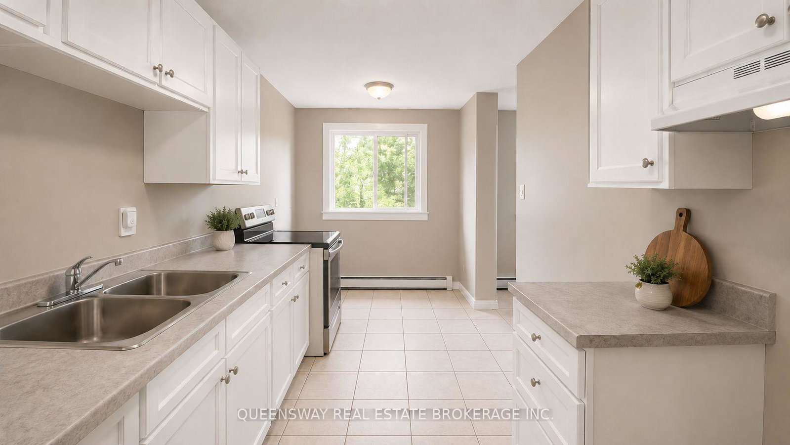 601-barber-avenue-n-north-perth-ontario-x13418990