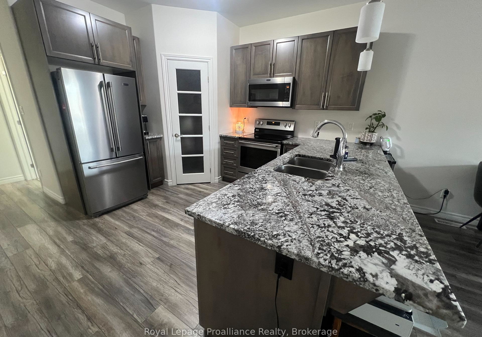 96-covington-crescent-belleville-ontario-x13419304