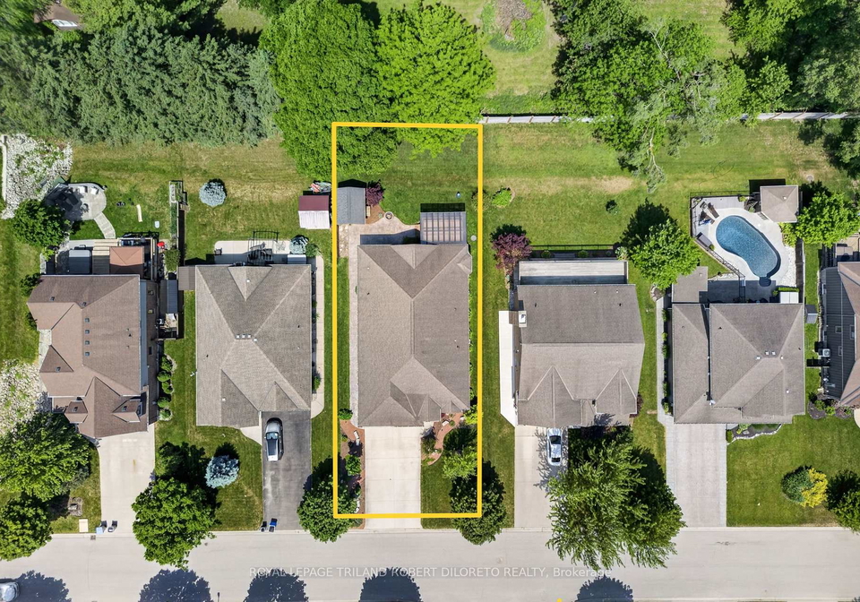103-union-avenue-middlesex-centre-ontario-x13419316