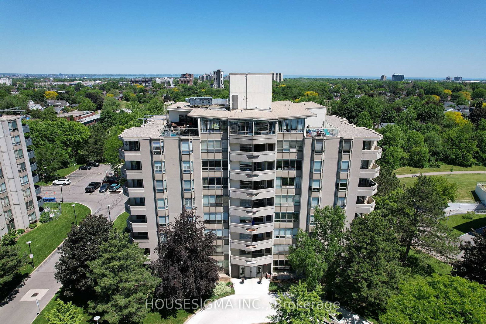 8-village-green-boulevard-hamilton-ontario-x13419366