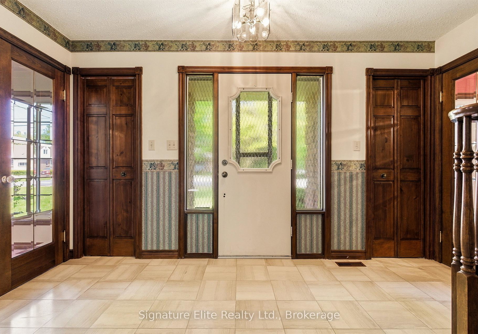 302-parkside-drive-hamilton-ontario-x13419394