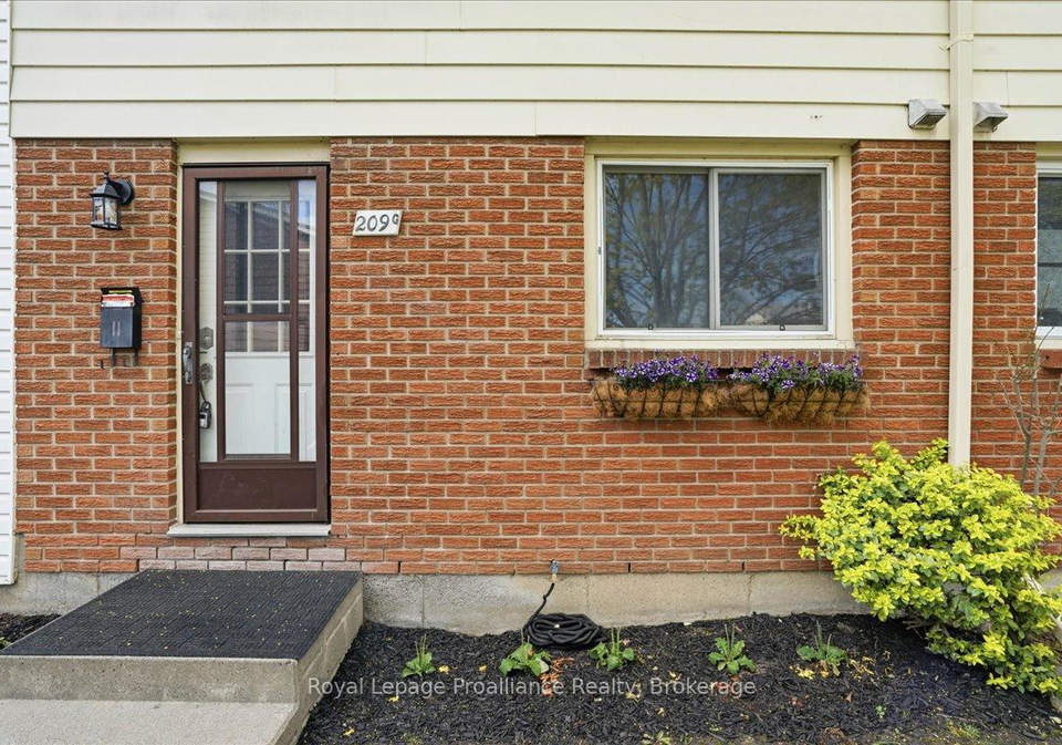209-north-park-street-belleville-ontario-x13419534