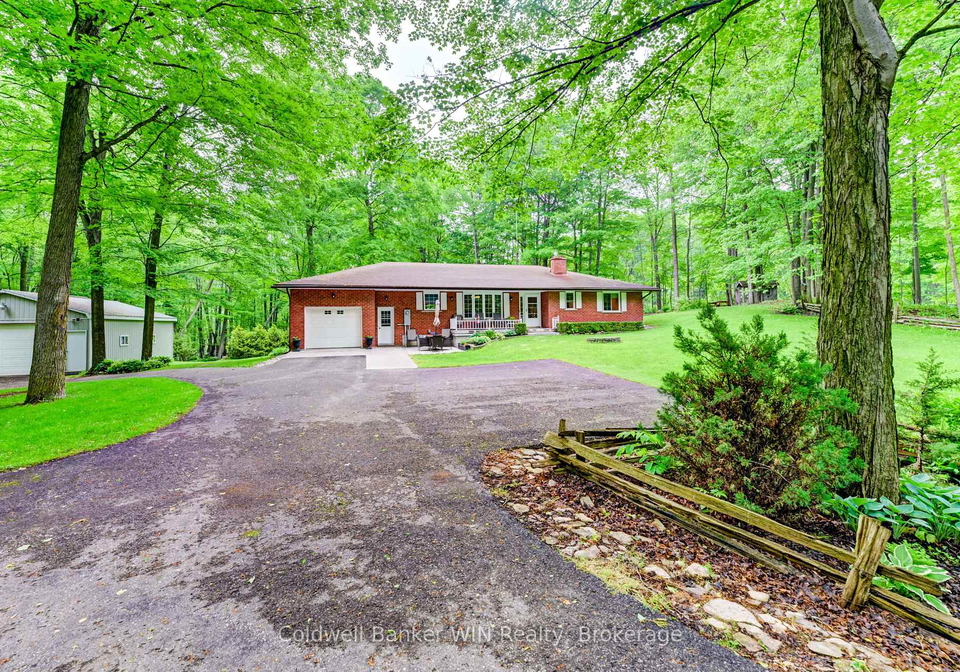 211007-baseline-road-west-grey-ontario-x13419950