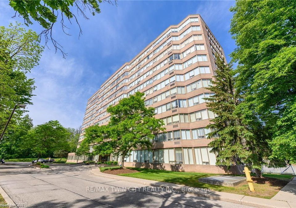 3227-king-street-e-kitchener-ontario-x13419960