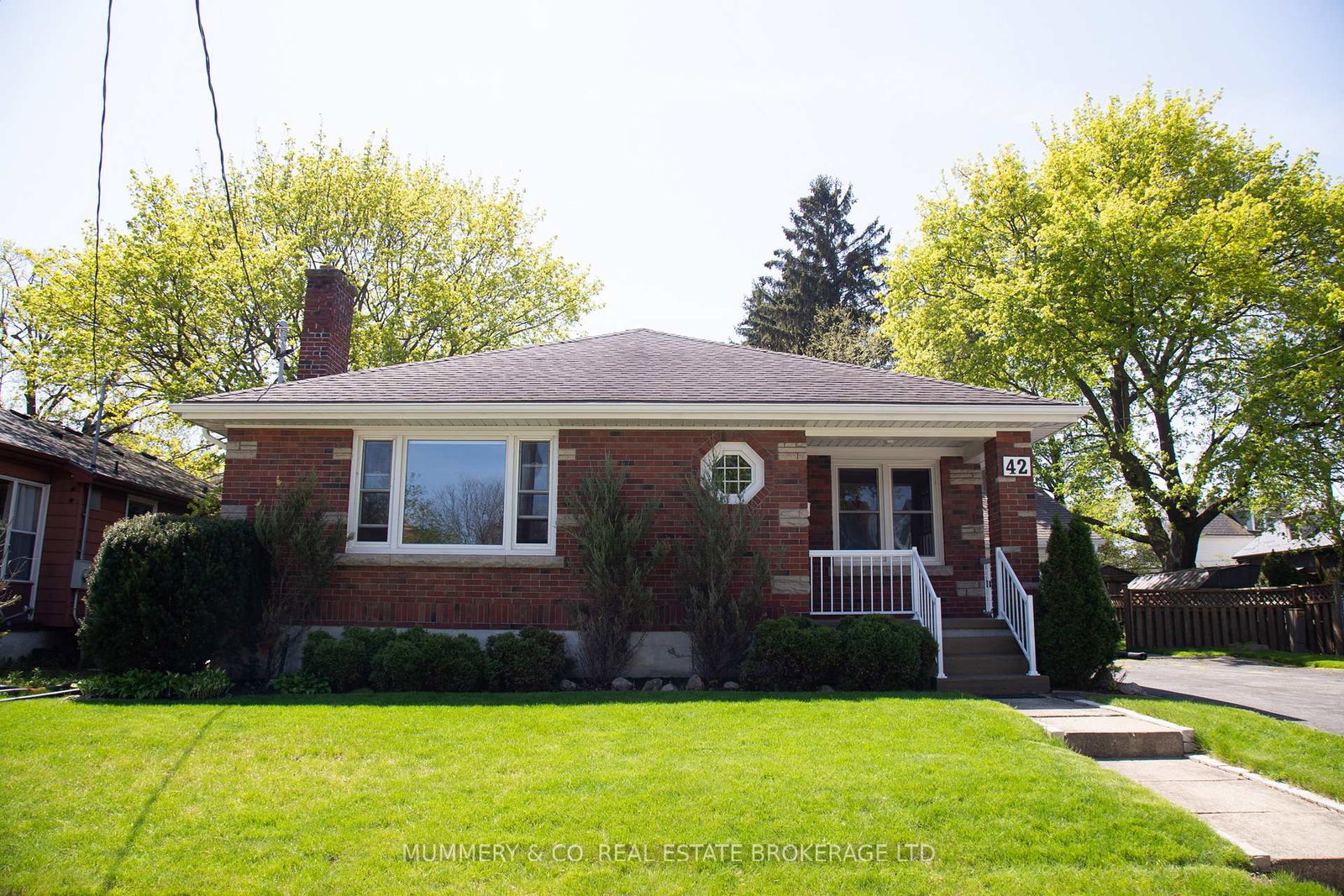 42-hawthorne-avenue-norfolk-ontario-x13420244