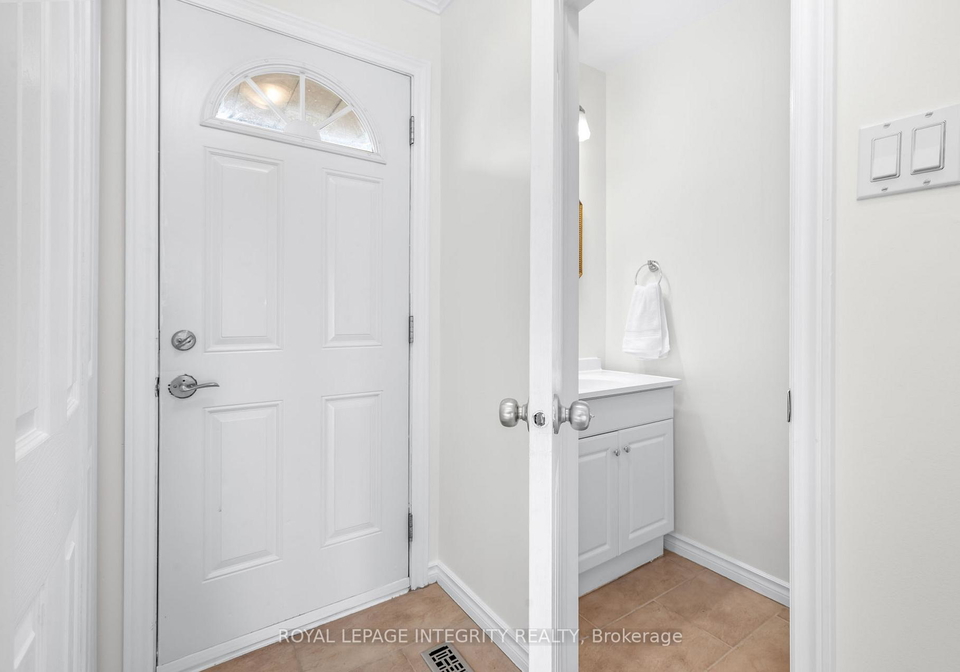 2570-southvale-crescent-ottawa-ontario-x13420282