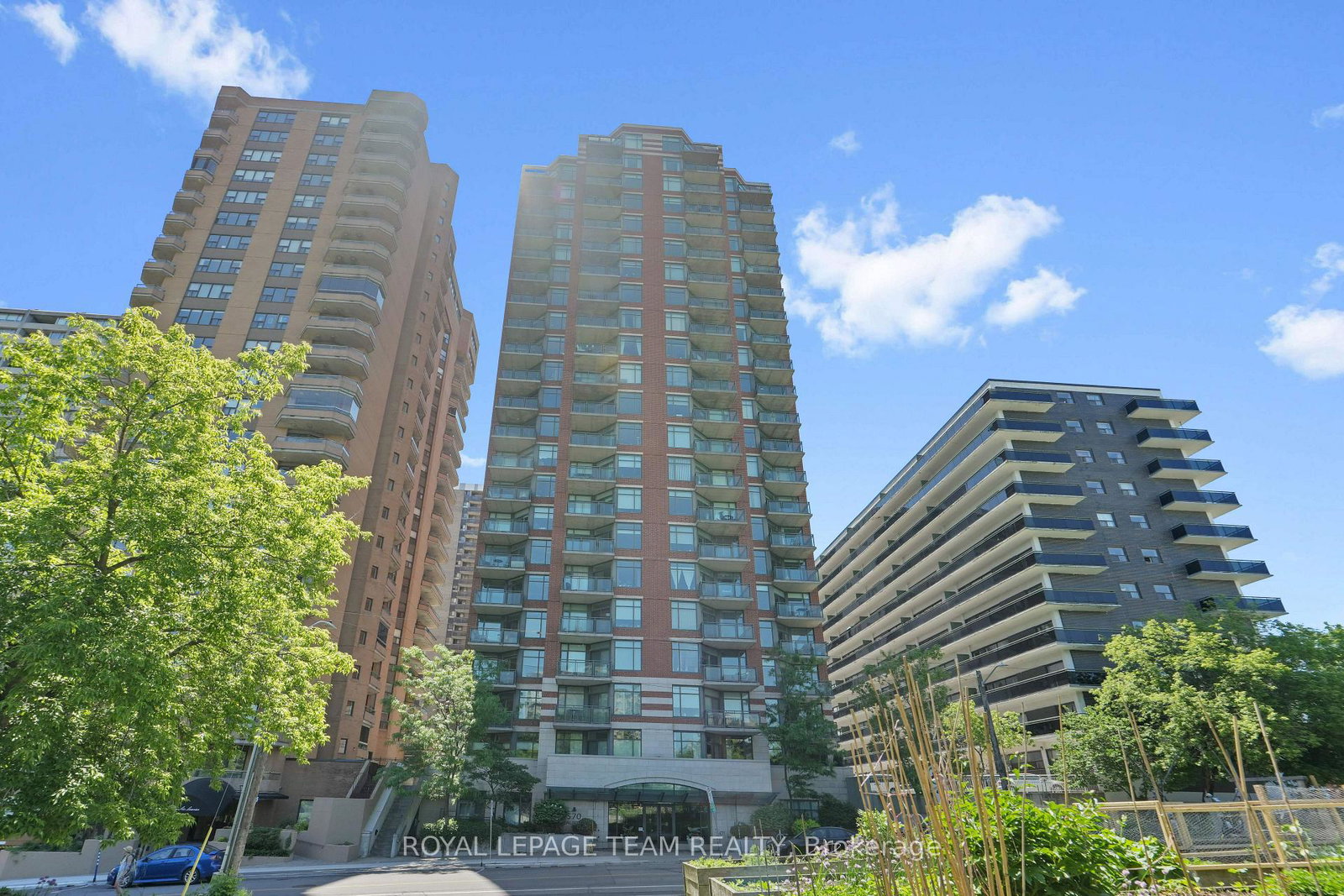 570-laurier-avenue-w-ottawa-ontario-x13420398