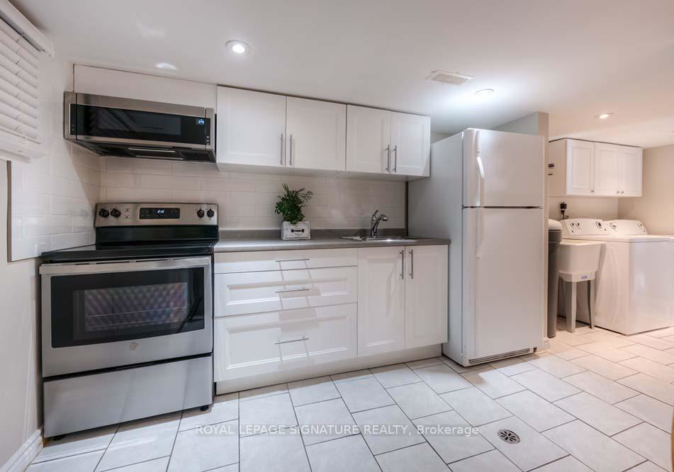 28-coach-hill-drive-kitchener-ontario-x13420404