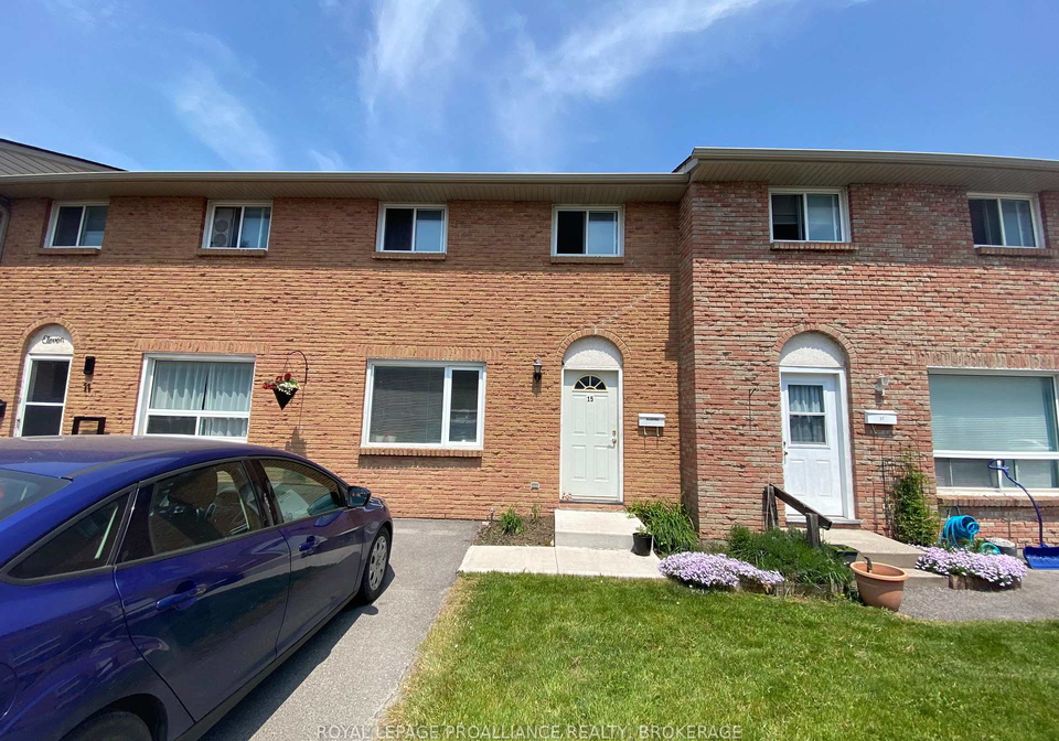 15-rosemund-crescent-kingston-ontario-x13420522