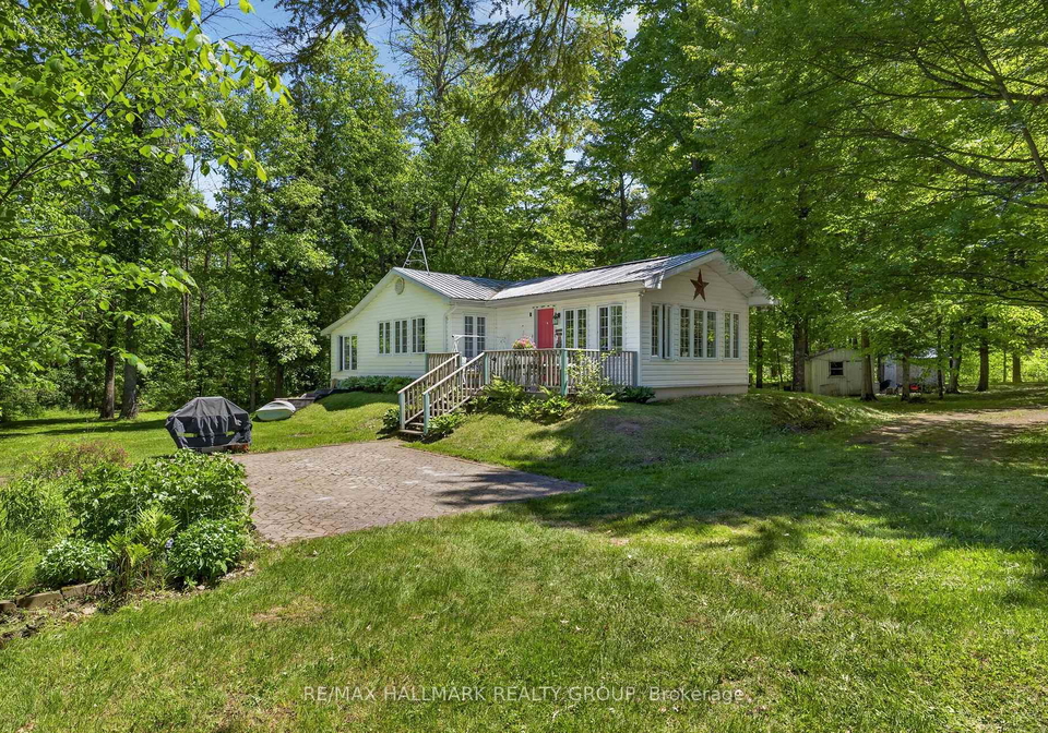 2432-bathurst-2nd-concession-tay-valley-ontario-x13420612