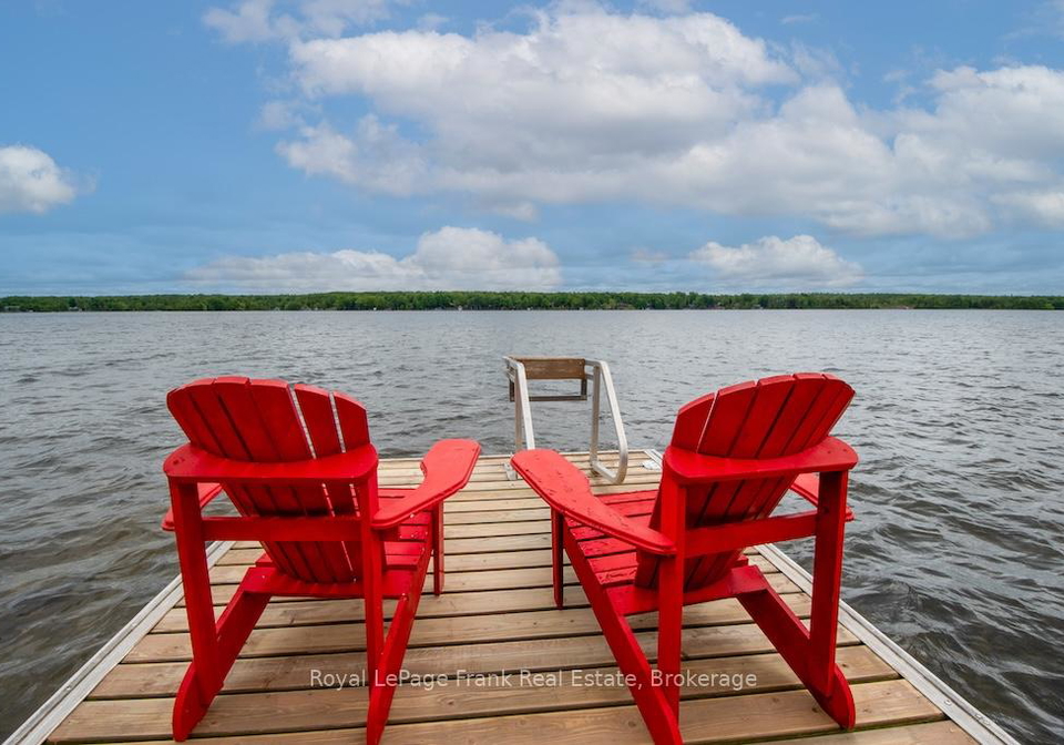 113-fire-route-37-trent-lakes-ontario-x13420626