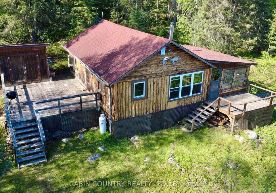 eb771-dogtooth-lake-kenora-remote-area-ontario-x13420656