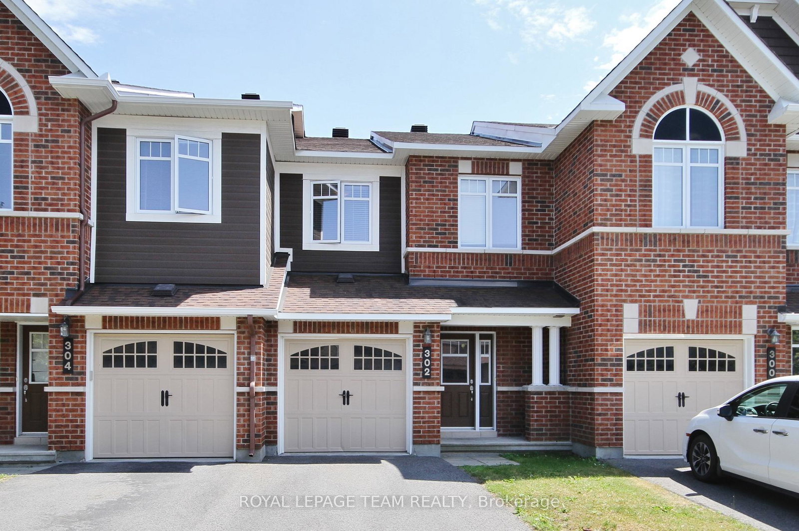 302-tourmaline-crescent-ottawa-ontario-x13421040