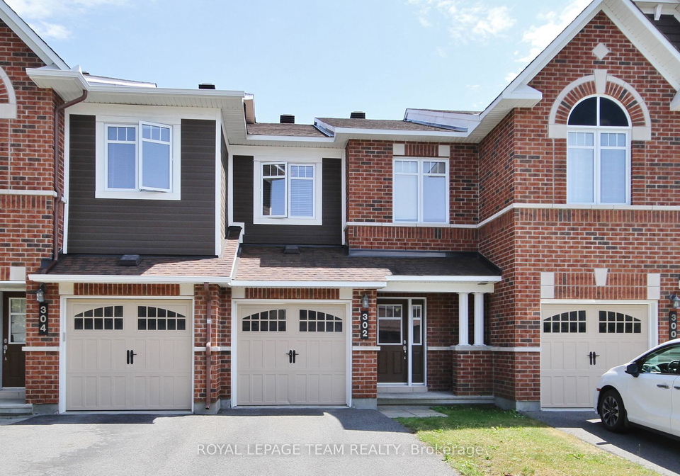 302-tourmaline-crescent-ottawa-ontario-x13421040