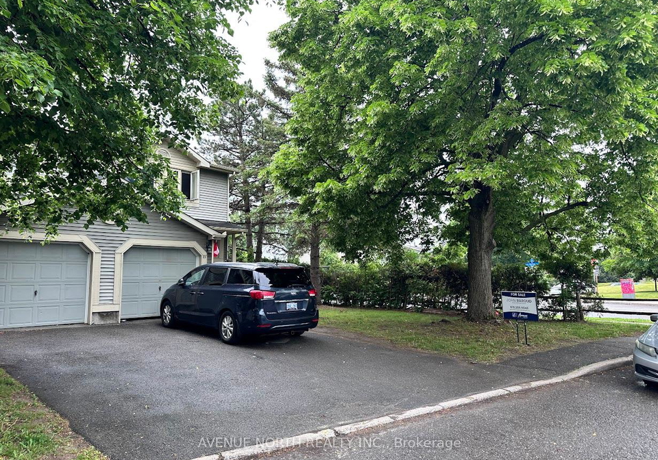 85-birmingham-private-ottawa-ontario-x13421280