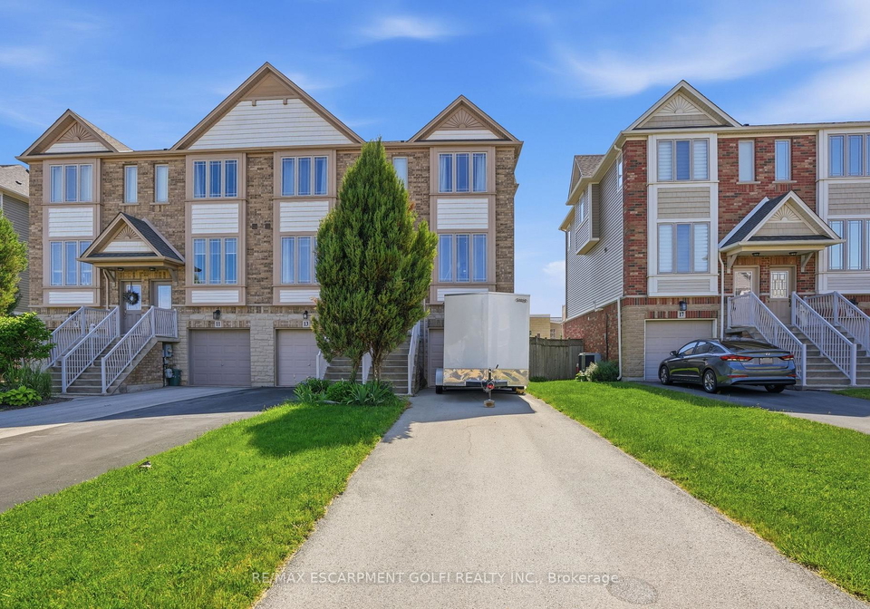 15-hemlock-way-grimsby-ontario-x13421660