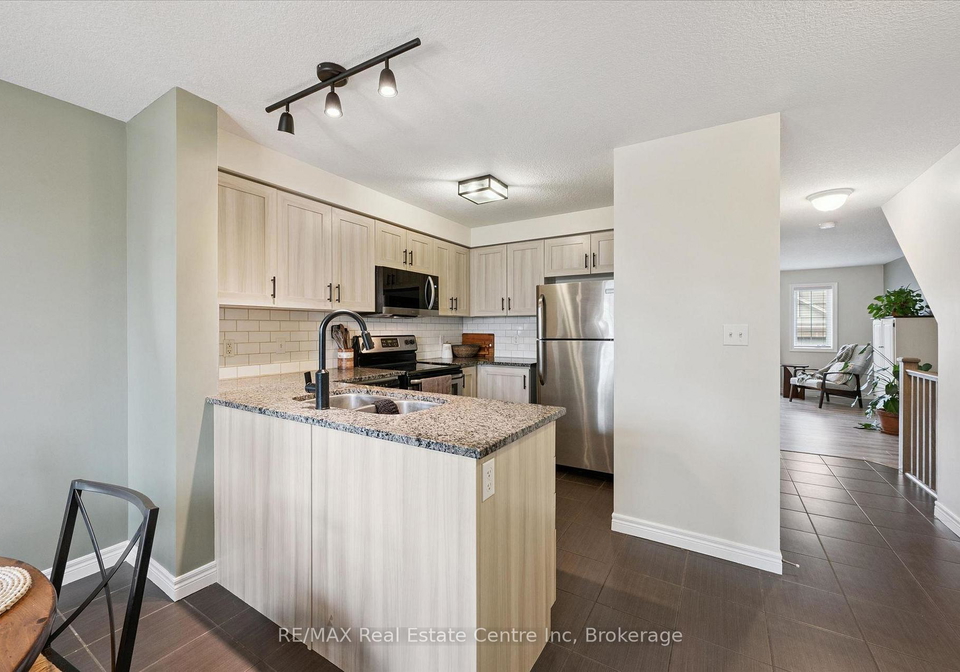 634-woodlawn-road-e-guelph-ontario-x13421818