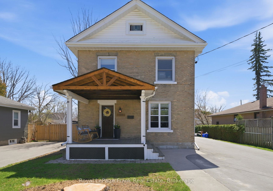125-glenelg-street-w-kawartha-lakes-ontario-x13421870
