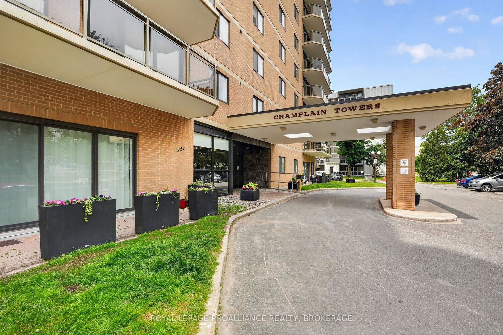 257-bath-road-kingston-ontario-x13421966