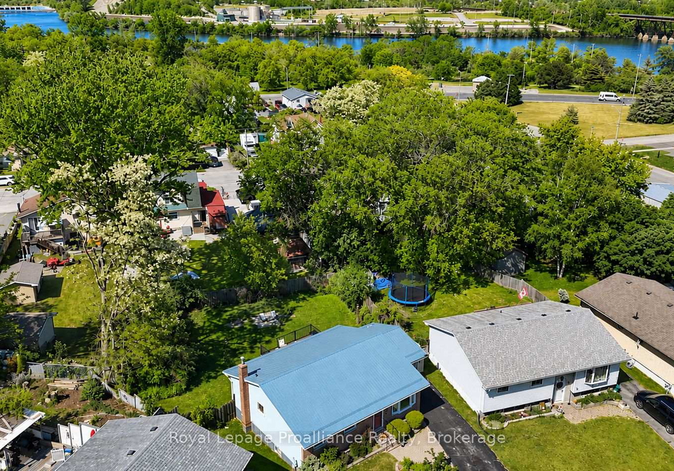 14-allore-avenue-quinte-west-ontario-x13422024