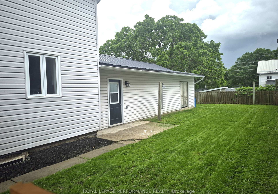 81-princess-street-mississippi-mills-ontario-x13422292
