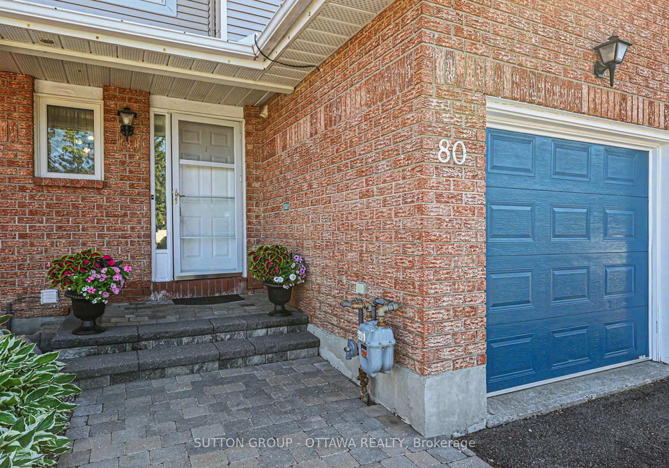 80-burlington-crescent-ottawa-ontario-x13422322