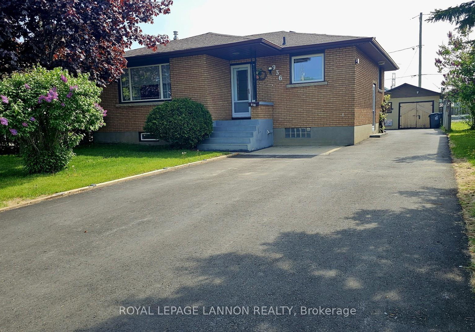 936-broadmore-avenue-thunder-bay-ontario-x13422394