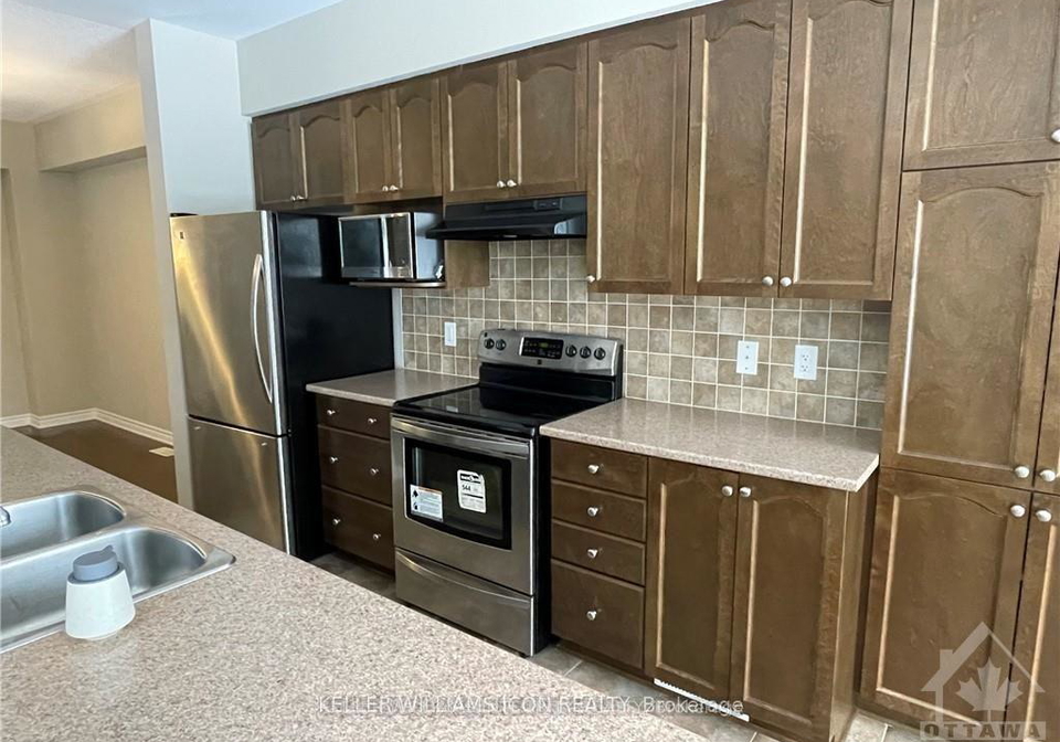 957-fletcher-circle-kanata-ontario-x13422422