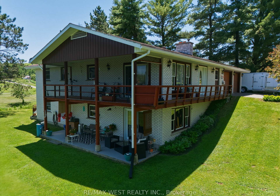236-queen-street-burks-falls-ontario-x13422584